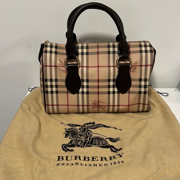 Burberry Handbags - Authentic Burberry Boston Handbag